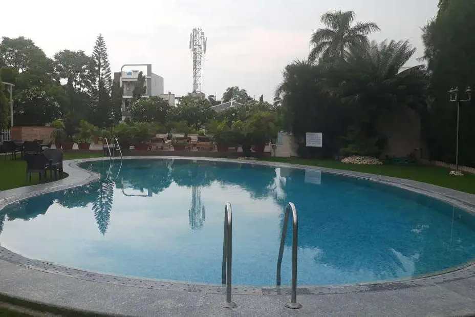 Hotel Paras Mahal